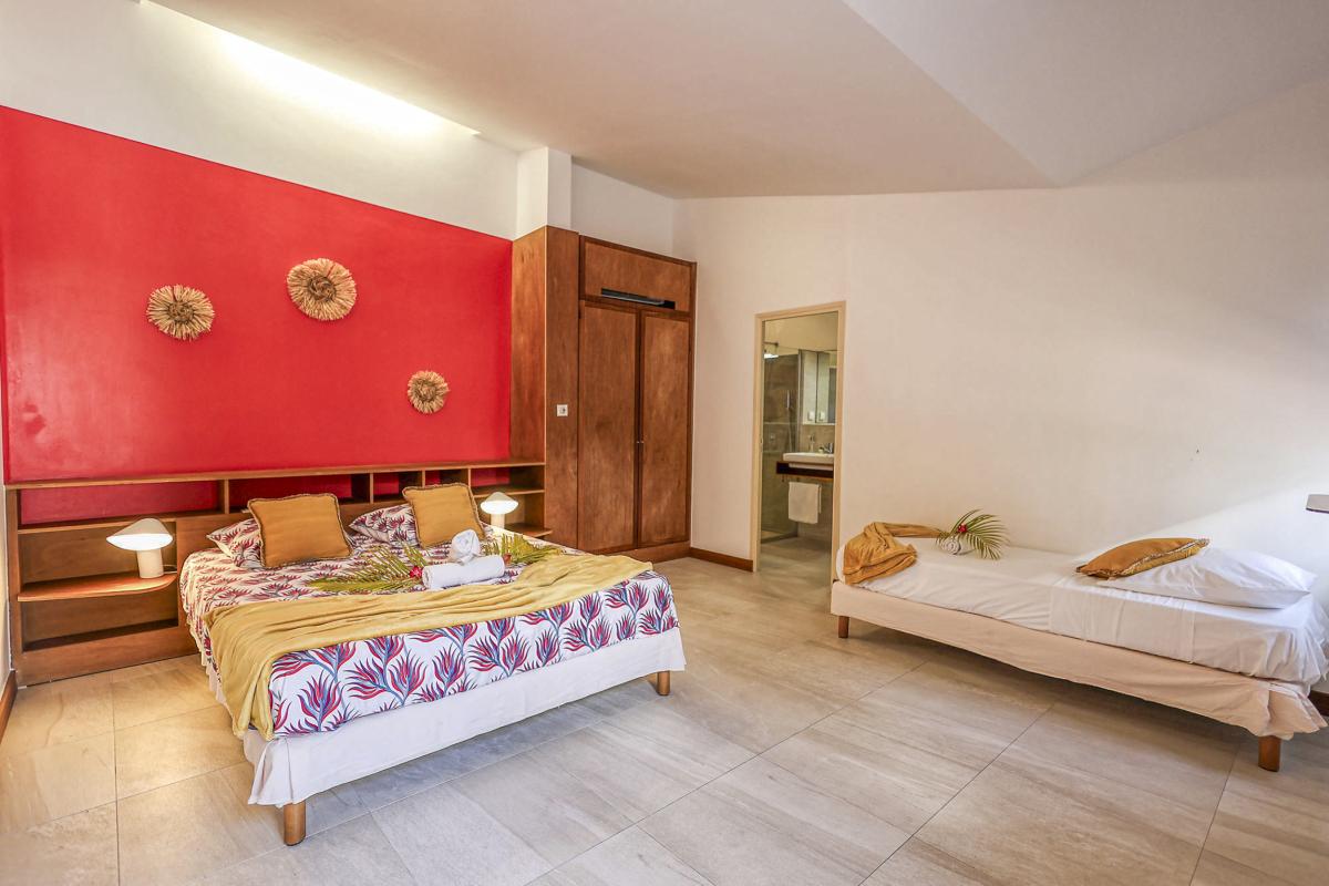 37.Location villa piscine Le Gosier Guadeloupe_Chambre 4